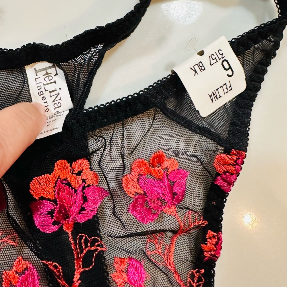 Felina Thong